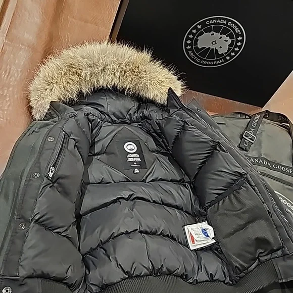 Canada Goose kids jacket size M 10-12